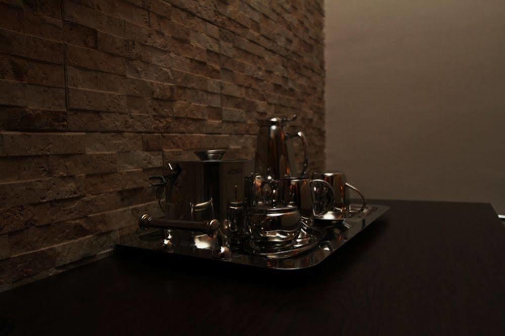 Fryburg Suites Aliayabiagba Zewnętrze zdjęcie